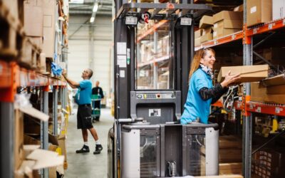 Jak zoptymalizować kompletację zamówień w magazynie? Ludzie, procesy i odpowiednie wózki
